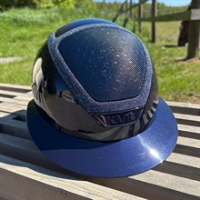 KASK Star Lady schwarz-silberner Swarovski-Rahmen